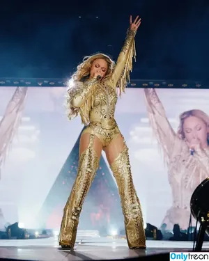 Beyonce / beyoncenavago фото голая #1381