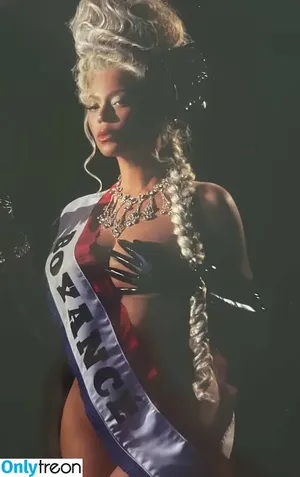 Beyonce / beyoncenavago фото голая #1391