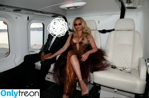 Beyonce / beyoncenavago nude photo #1508