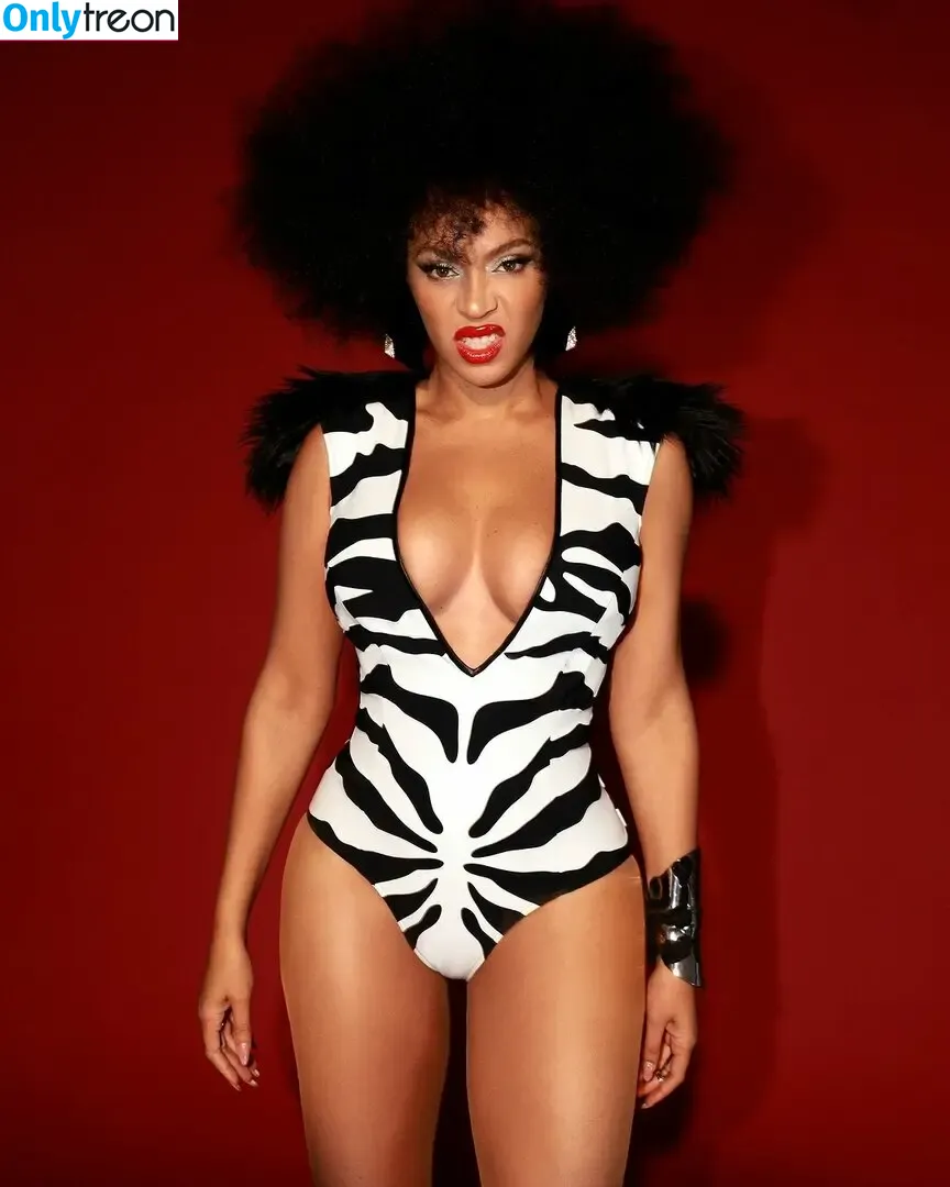 Beyonce nude photo #1096 (Beyoncé)
