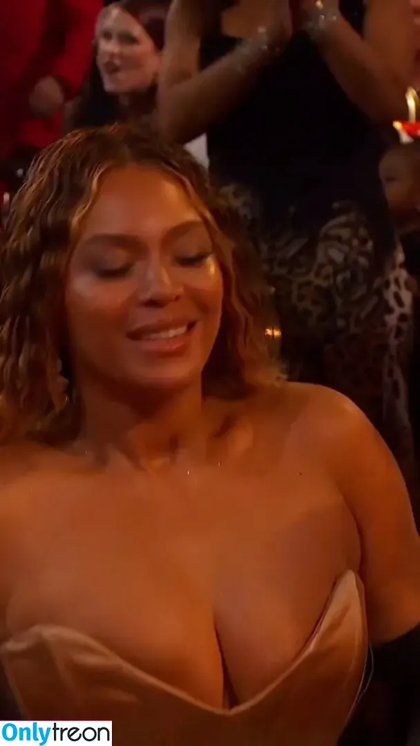 Beyonce nude photo #1175 (Beyoncé)