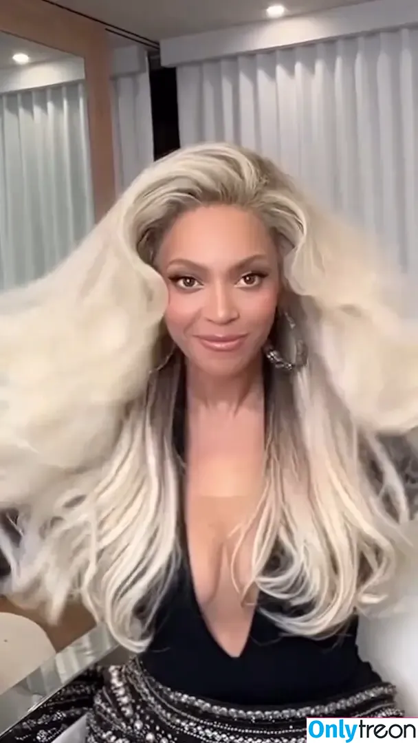 Beyonce nude photo #1296 (Beyoncé)