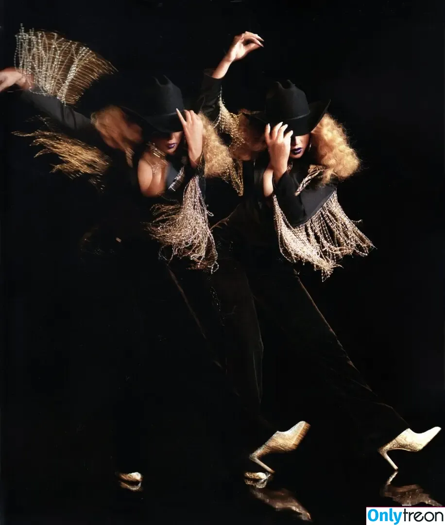 Beyonce голая photo #1348 (beyoncenavago)