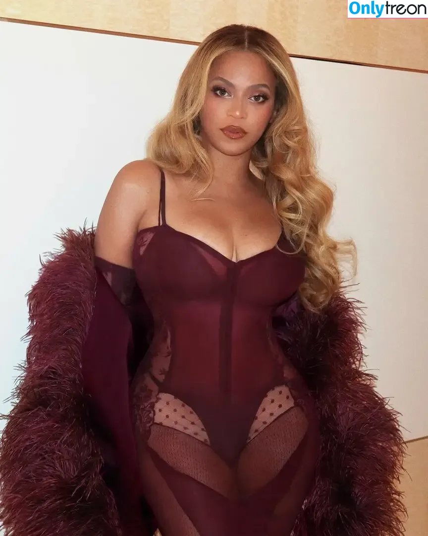 Beyonce nude photo #1483 (beyoncenavago)