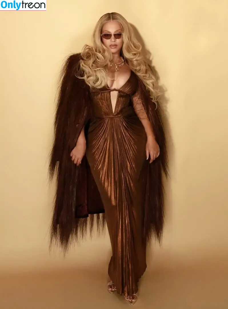 Beyonce nude photo #1489 (beyoncenavago)