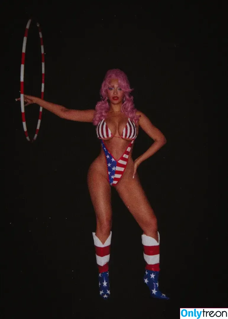 Beyonce nude photo #1502 (beyoncenavago)
