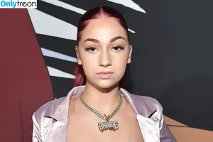 bhadbhabie nude photo #0055