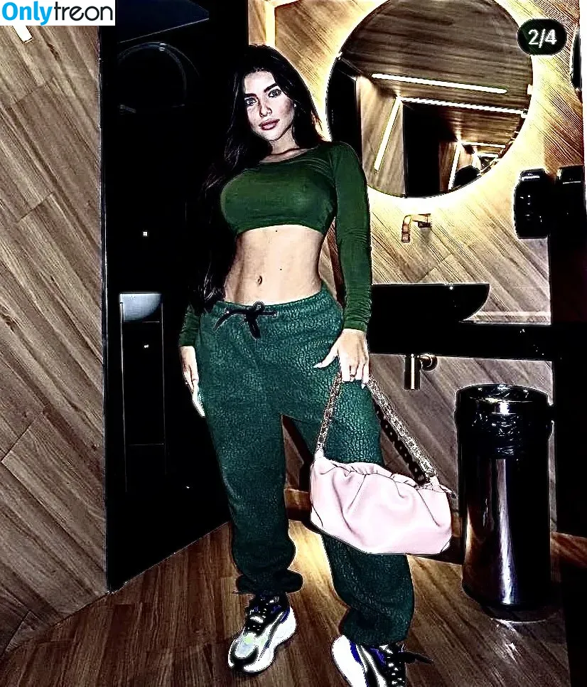 Bianca Anchieta nude photo #0002 (Discussão / anchieta)