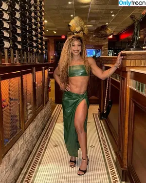 Bianca Belair / biancabelairwwe nude photo #0853