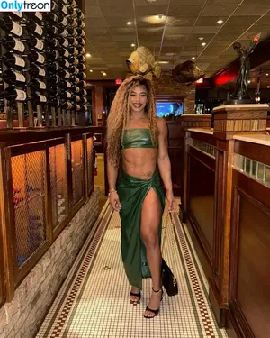 Bianca Belair / biancabelairwwe nude photo #0856