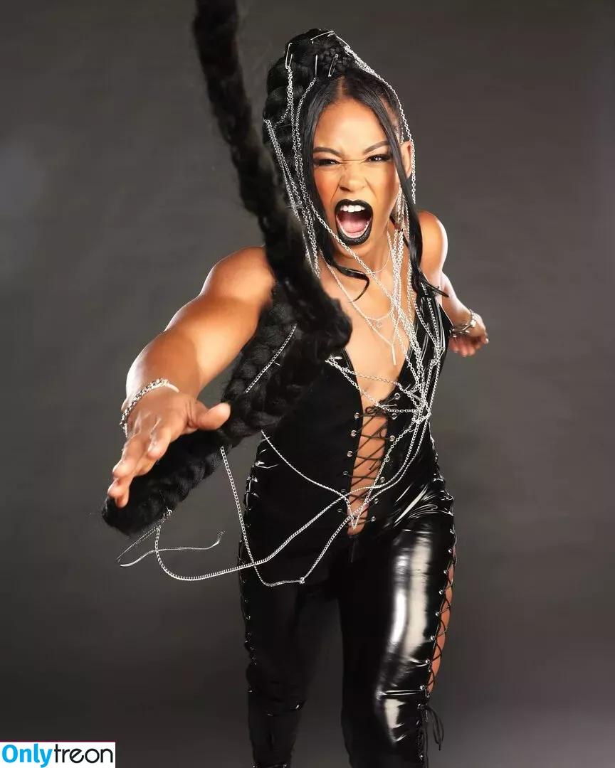 Bianca Belair nude photo #0492 (biancabelairwwe)