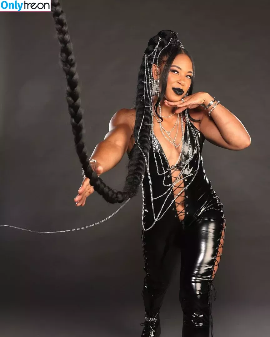 Bianca Belair nude photo #0497 (biancabelairwwe)