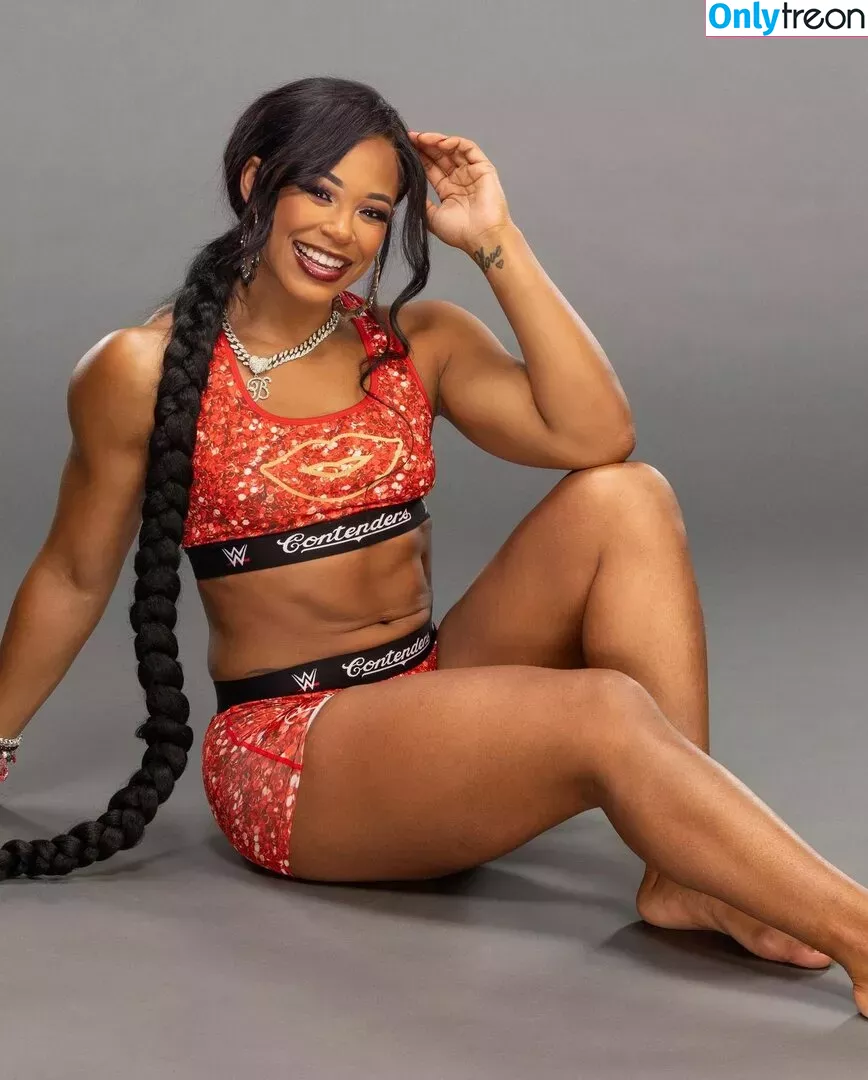 Bianca Belair nude photo #0509 (biancabelairwwe)