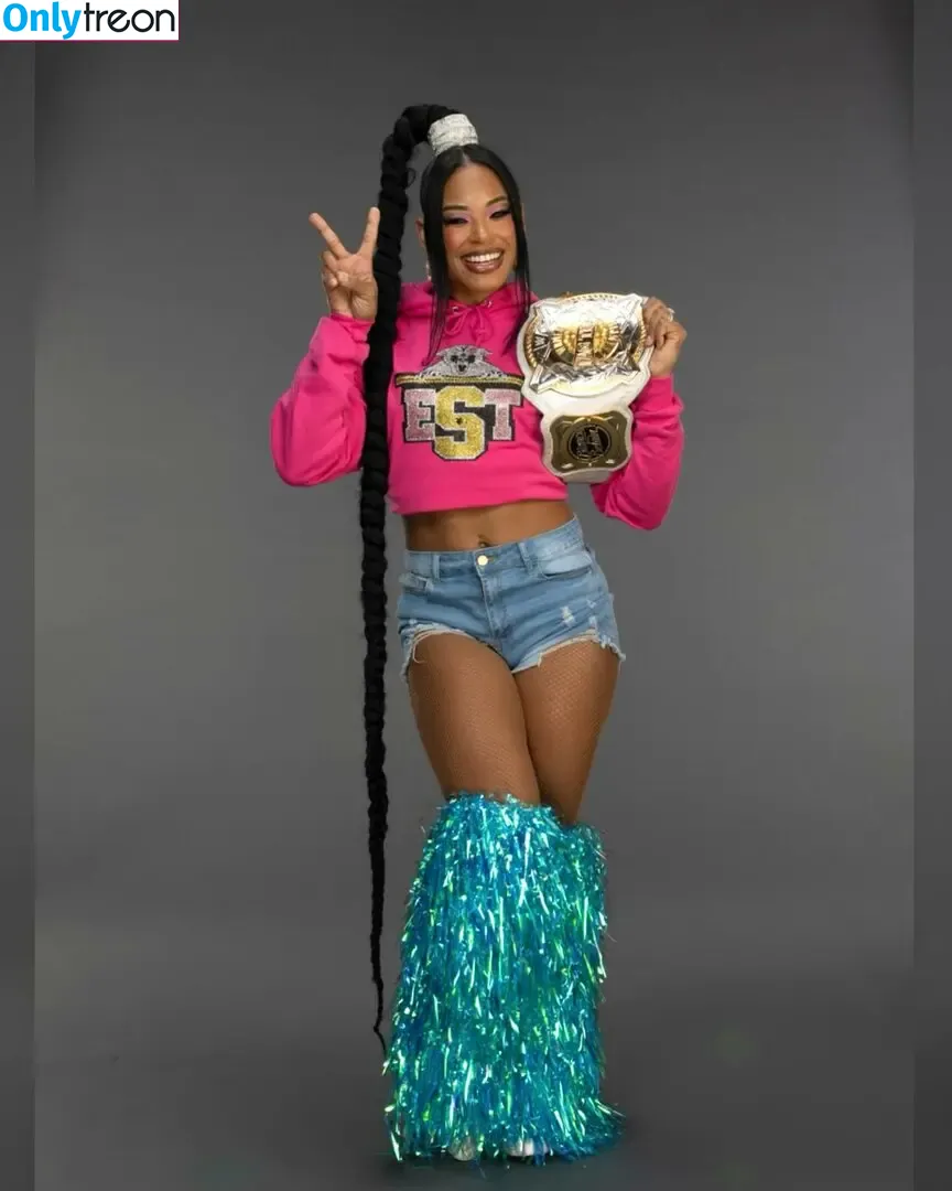 Bianca Belair голая photo #0705 (biancabelairwwe)