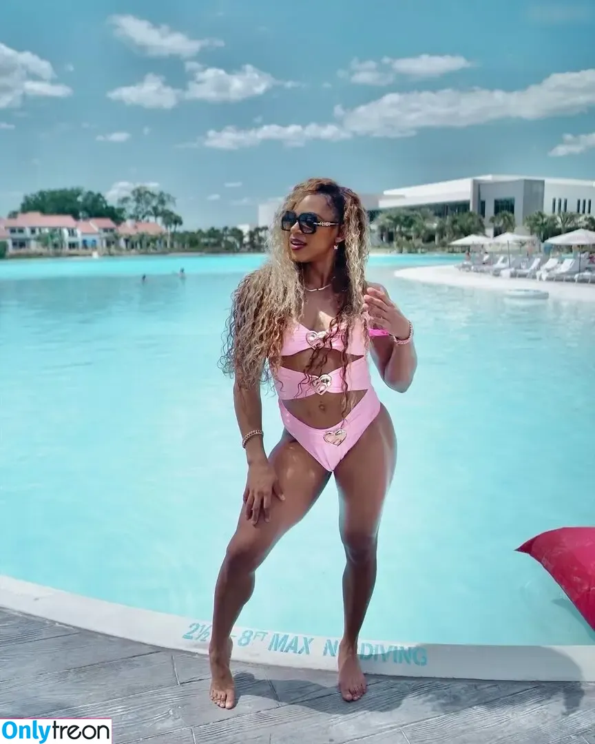 Bianca Belair nude photo #0845 (biancabelairwwe)