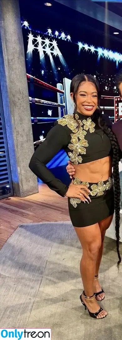Bianca Belair nude photo #0862 (biancabelairwwe)