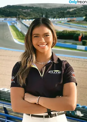 Bianca Bustamante / Racerbia фото голая #0123