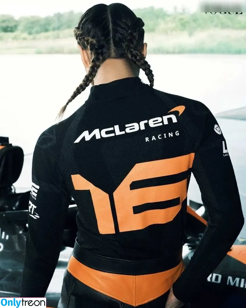Bianca Bustamante голая photo #0061 (Racerbia)