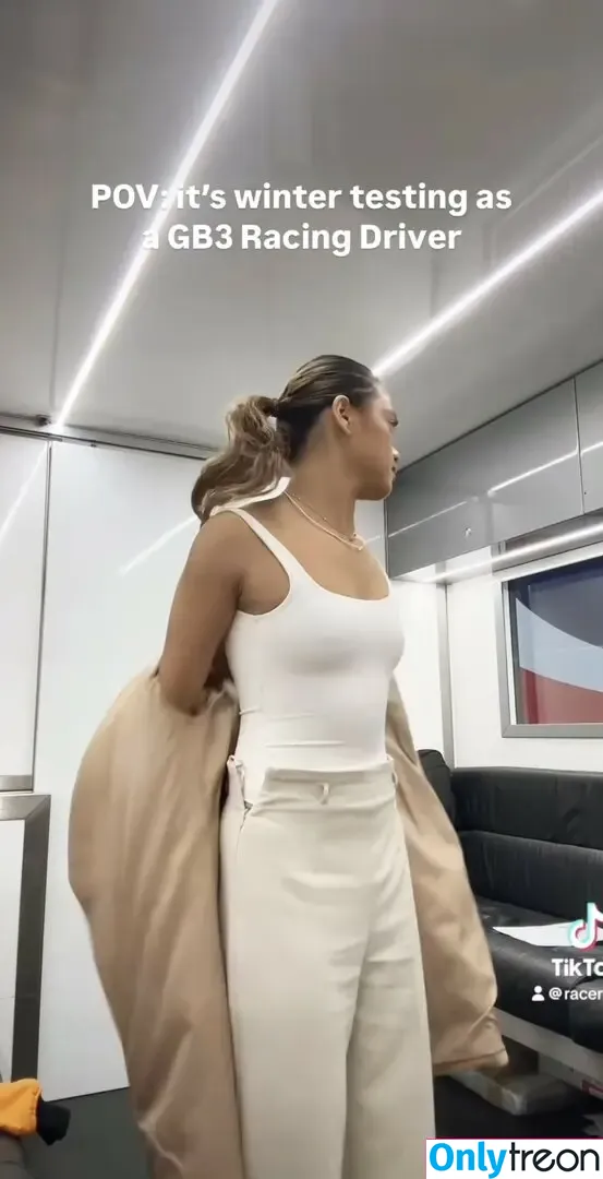 Bianca Bustamante nude photo #0096 (Racerbia)