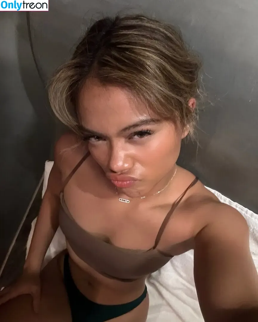 Bianca Bustamante nude photo #0107 (Racerbia)
