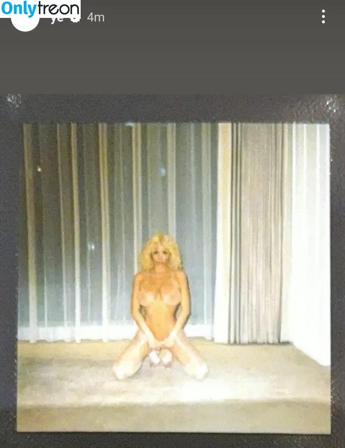 Bianca Censori голая photo #1389 (bianca.censori_official / biancacensori_official)