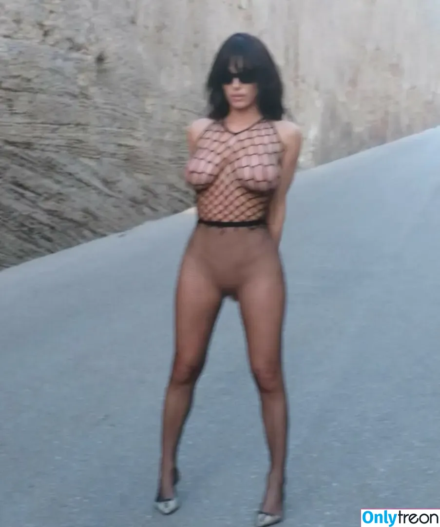 Bianca Censori голая photo #1859 (bianca.censori_official / biancacensori_official)