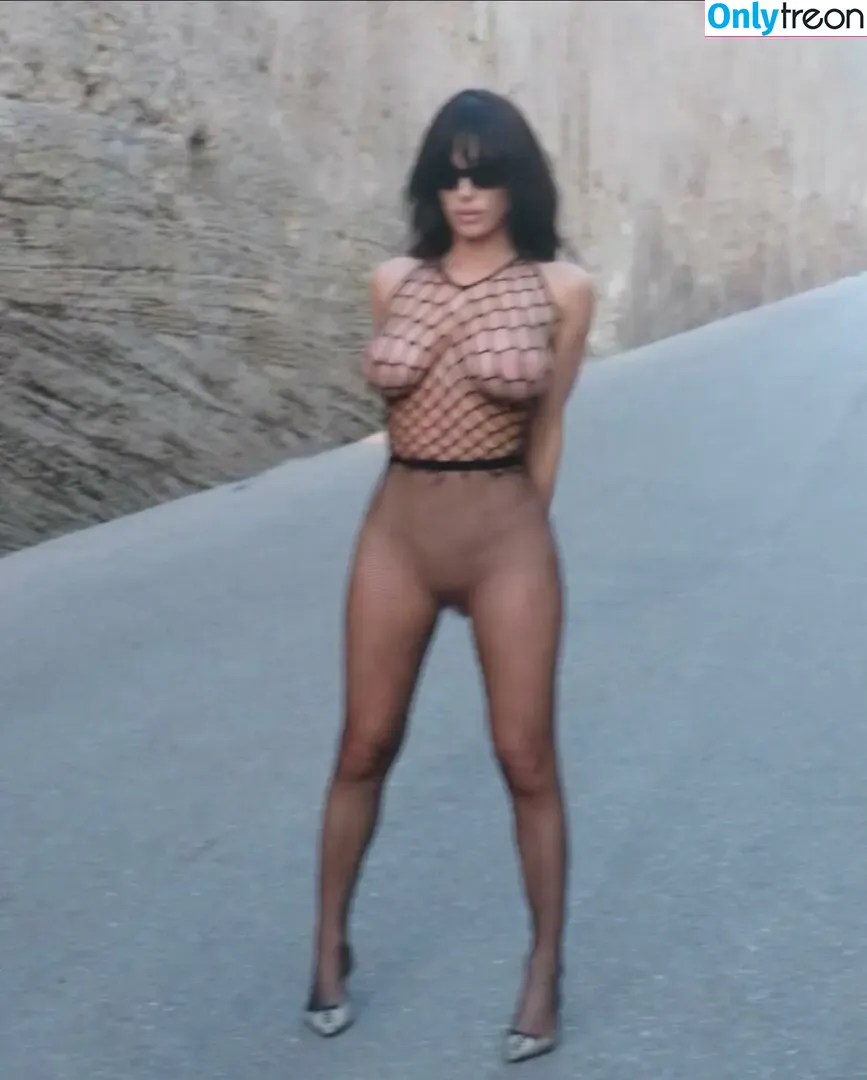 Bianca Censori голая photo #1863 (bianca.censori_official / biancacensori_official)
