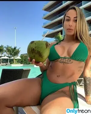 Bianca Domingues / Bia Dominguez / Bocarosasp / biadominguez / i_biadominguez nude photo #0001