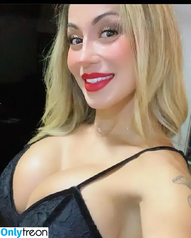 Bianca Domingues nude photo #0008 (Bia Dominguez / Bocarosasp / biadominguez / i_biadominguez)