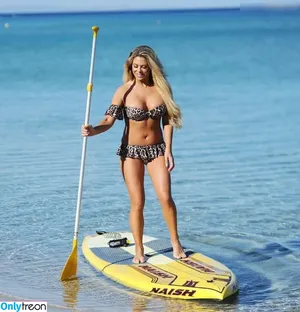 Bianca Gascoigne / biancagascoigne1 nude photo #0094