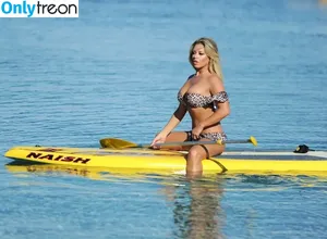Bianca Gascoigne / biancagascoigne1 nude photo #0095