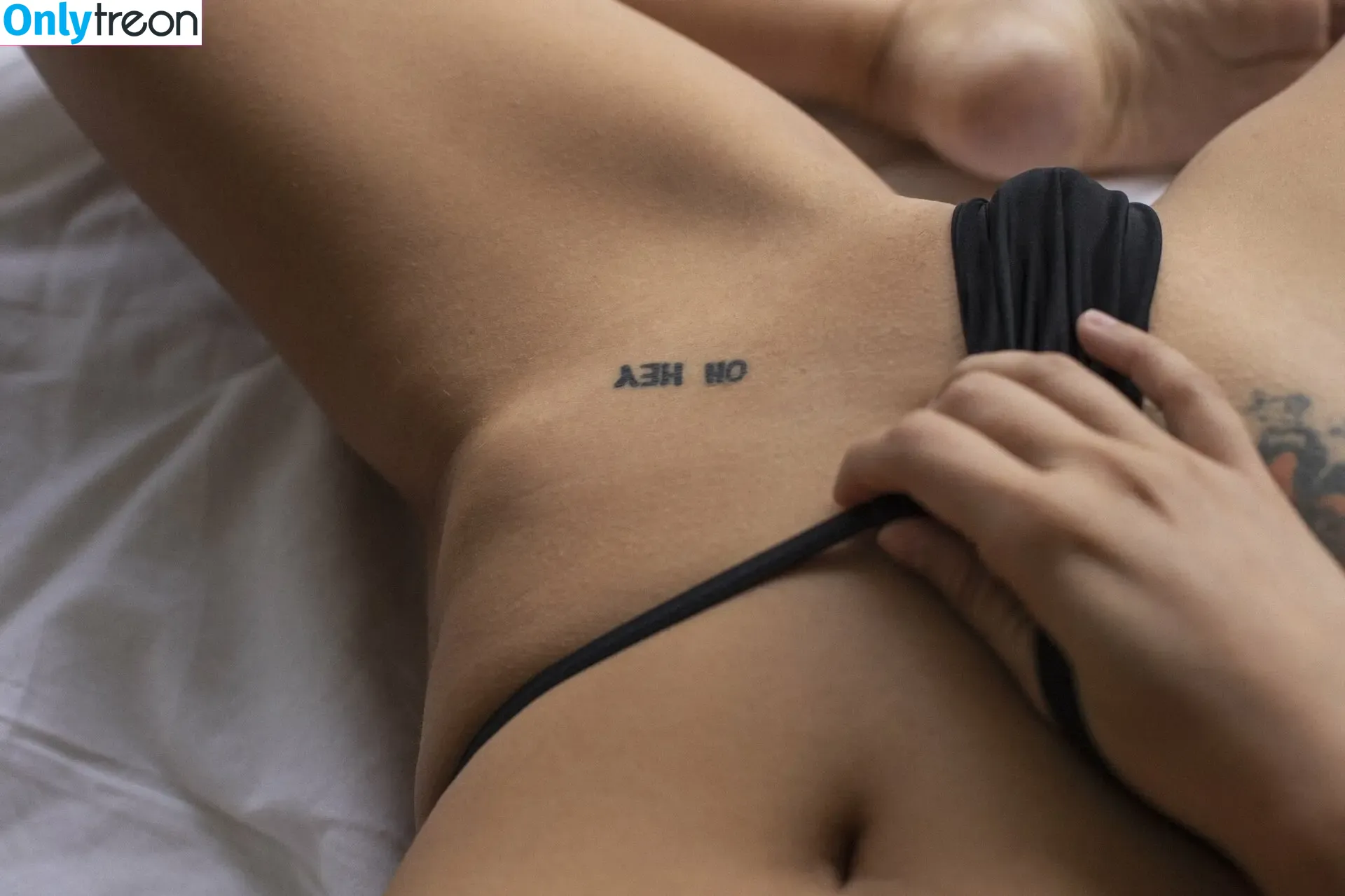 Bianca Molinas nude photo #0080 (love_biarad / lovebia)