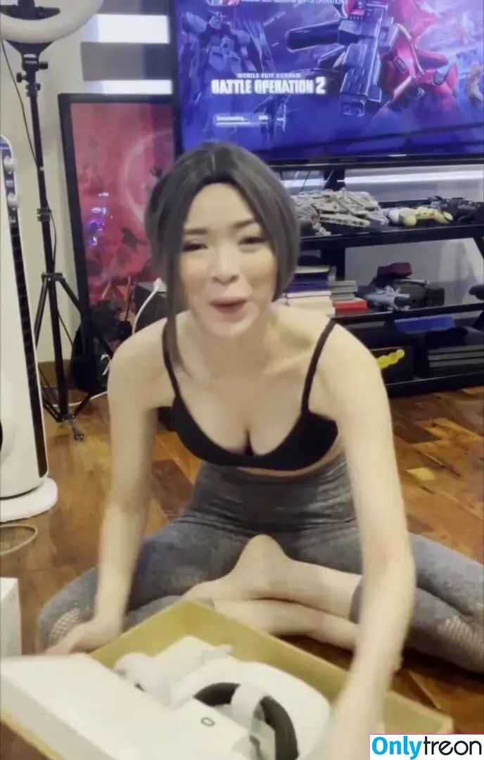 Biancake Bianca Yao nude photo #0042 (sliceofb1ancake)