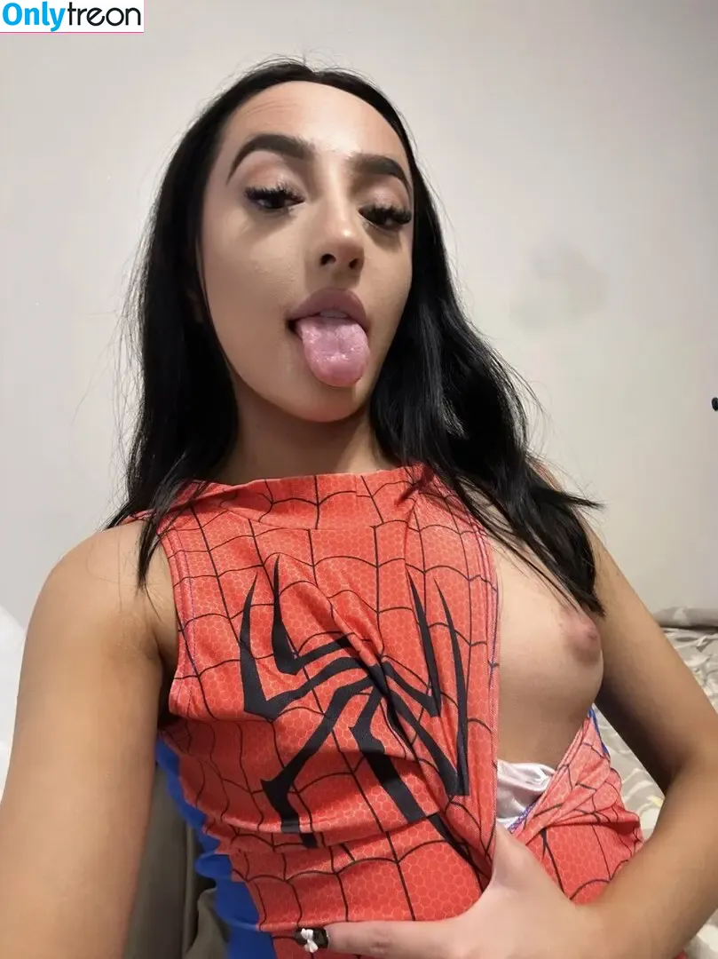 biancitax nude photo #0001 (biancita / bitchineedapercocet)