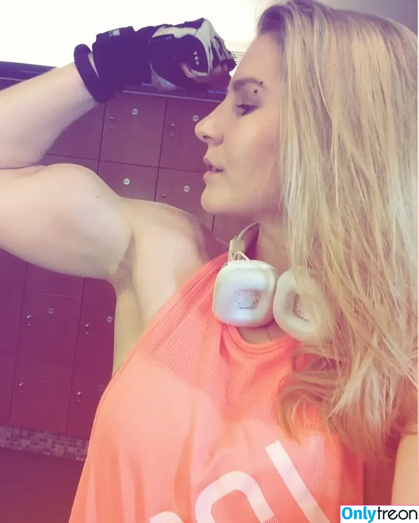 bicepgirl nude photo #0087 (ruzh_bedzir)