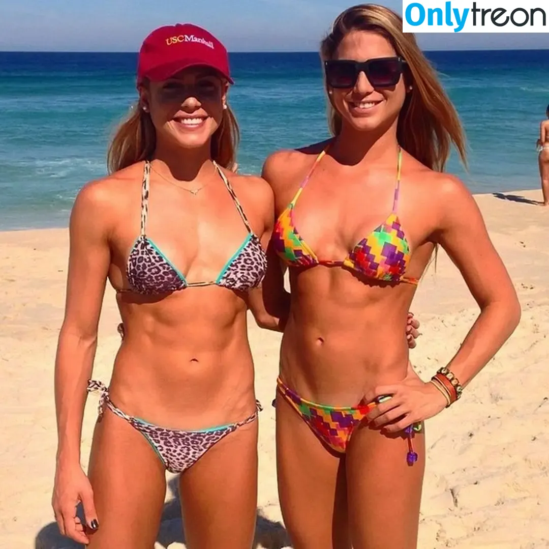 Bie & Branca Feres голая photo #0024 (Gêmeas do Nado Sincronizado / biaebrancaferes)