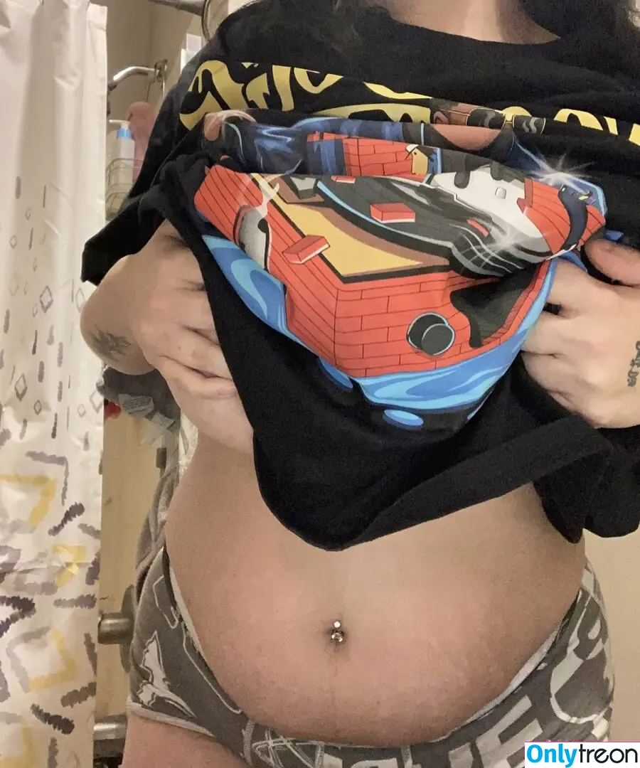 BigBittyLexie nude photo #0033 (peachesndmelons)