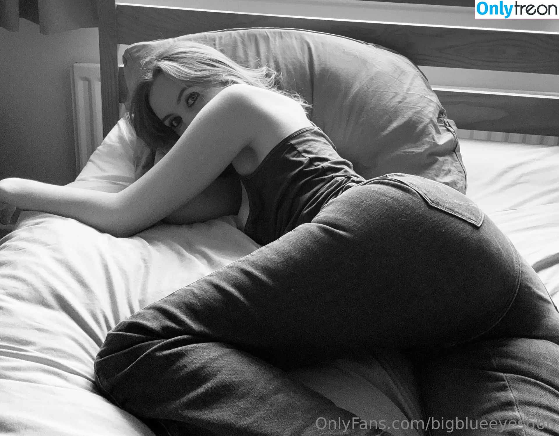 bigblueeyes666 nude photo #0208 (blue_eyes9900)