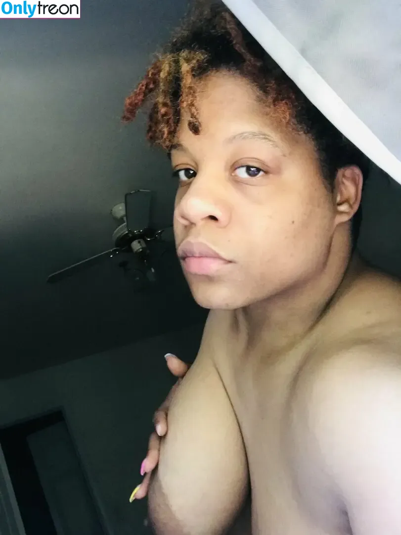 Bigboobiebirdy nude photo #0005 (Moneymelons / therealbigboobiebirdyyy)