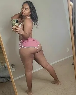 BigBootyGuhhhh / prettyassnemo / prettyguhhhh nude photo #0004