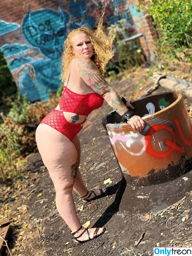 bigbootymandyj1981 голая photo #0018 (bigbootyjudy81)