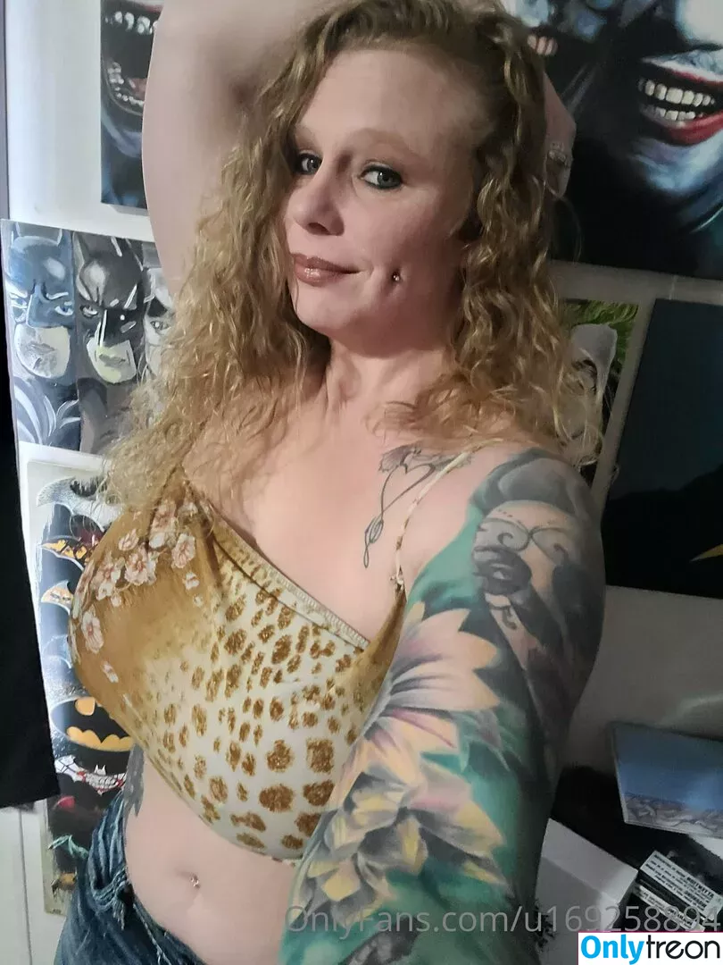 bigbootymandyj1981 голая photo #0048 (bigbootyjudy81)