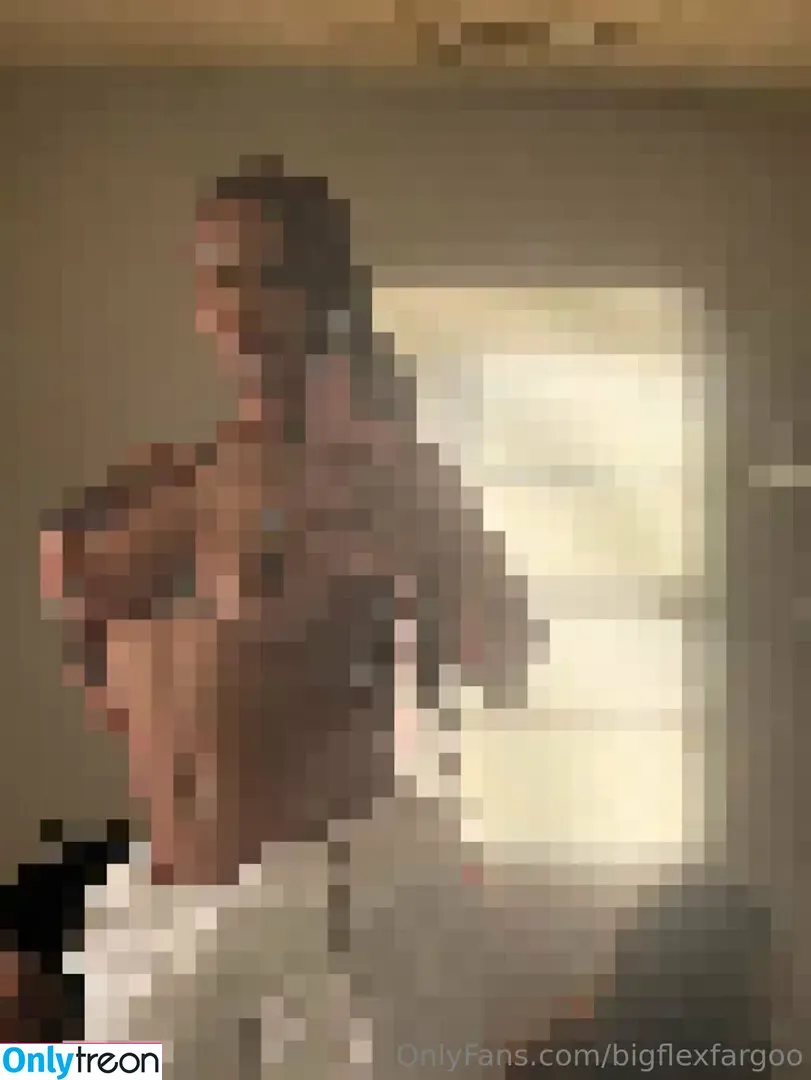 bigflexfargoo nude photo #0058 (lexflexbbo)