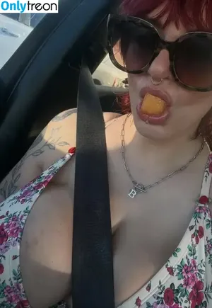 Biggratbastard / bigggstarr / briii_assshhh nude photo #0074