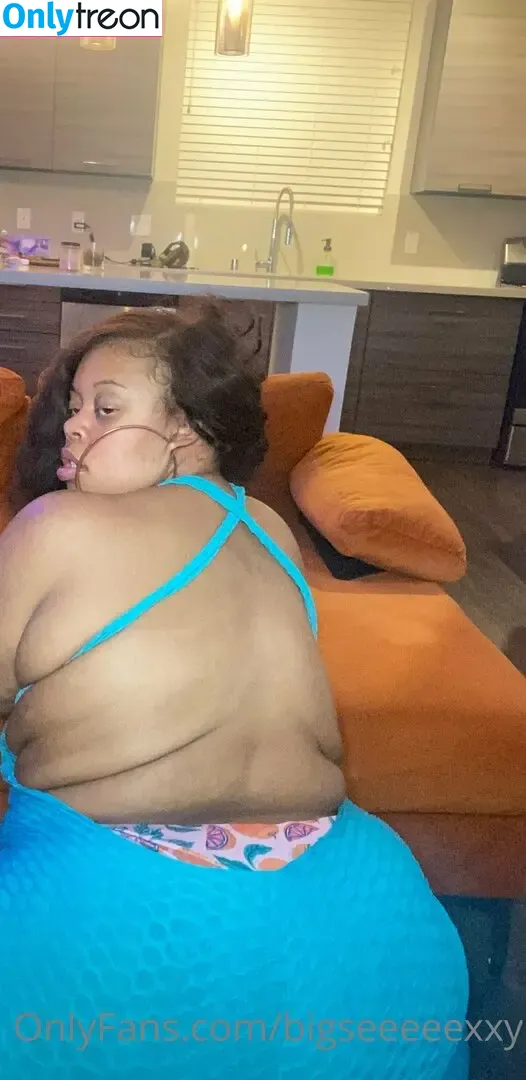 bigseeeeexxy голая photo #0028 (bigseeeeeexxy)