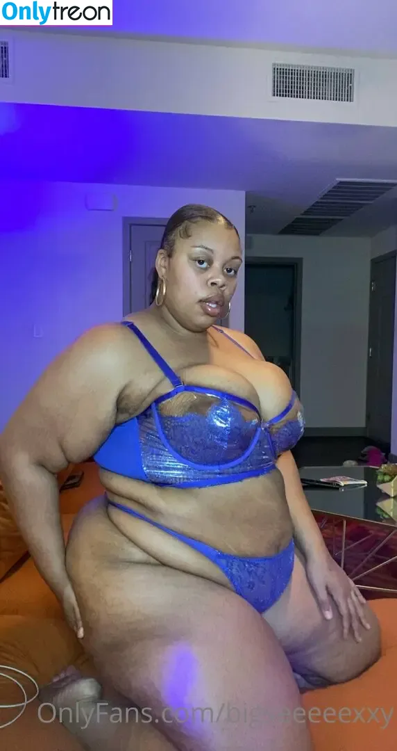 bigseeeeexxy nude photo #0037 (bigseeeeeexxy)