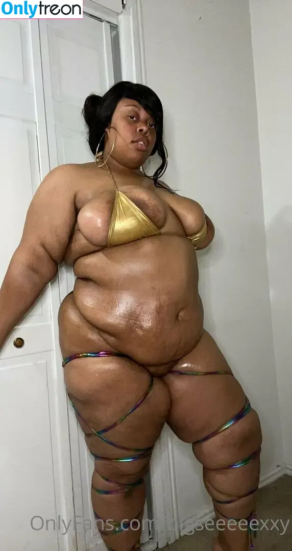 bigseeeeexxy голая photo #0046 (bigseeeeeexxy)
