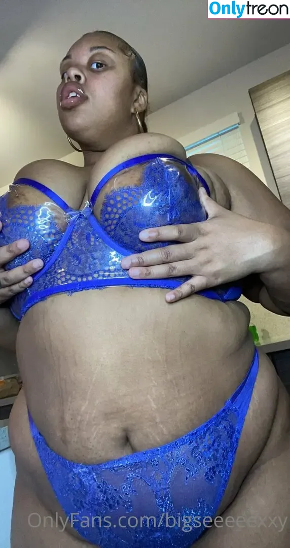 bigseeeeexxy голая photo #0070 (bigseeeeeexxy)
