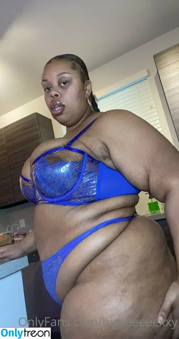 bigseeeeexxy nude photo #0107 (bigseeeeeexxy)