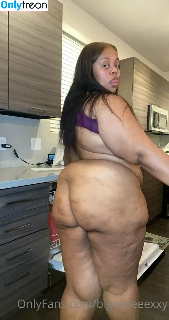 bigseeeeexxy nude photo #0109 (bigseeeeeexxy)
